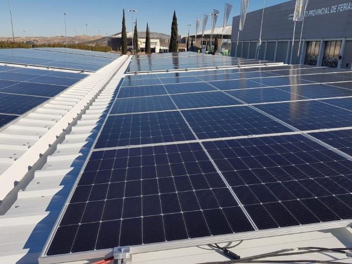 Dirección Facultativa: Instalación Fotovoltaica de 300 kW IFEJA
